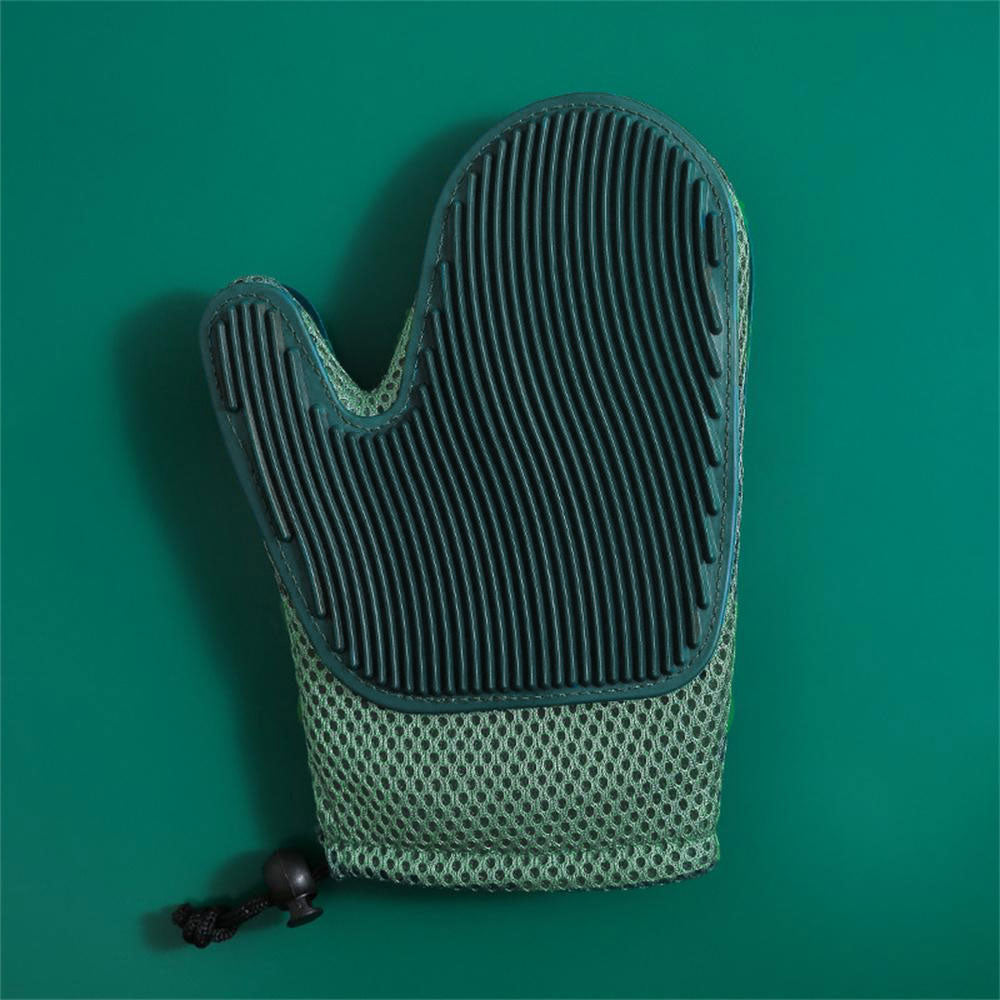 Gentle Pet Grooming Glove for Easy Fur Removal