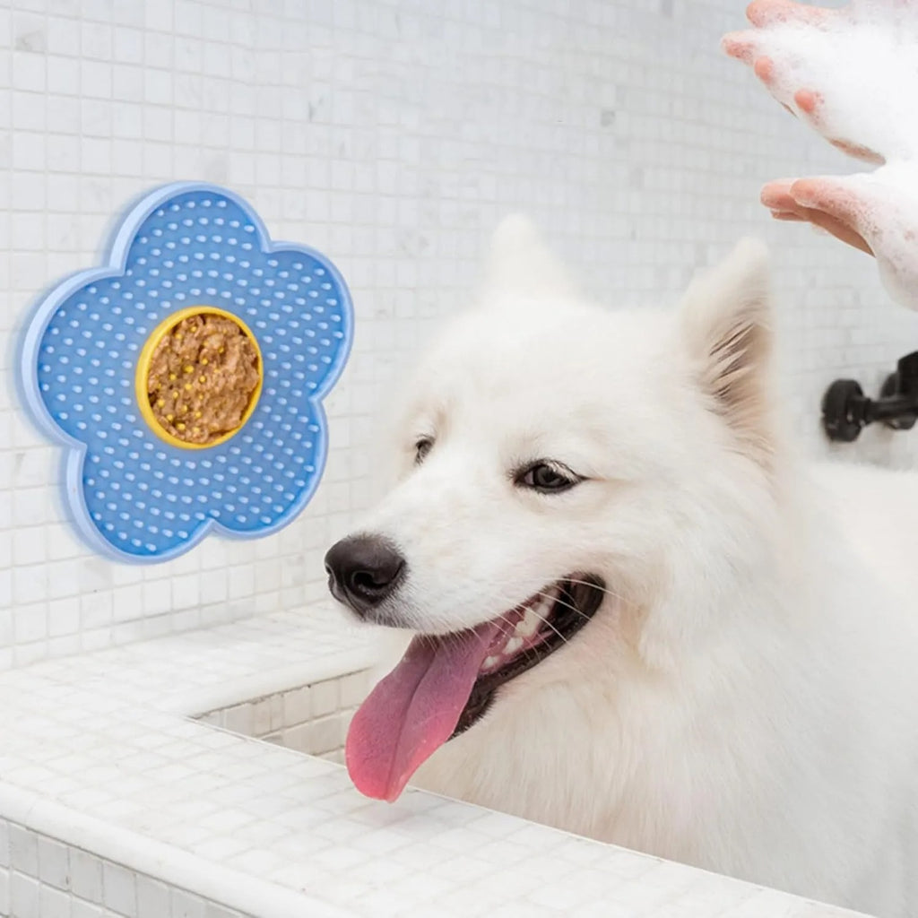 Silicone Flower Lick Mat for Fun Feeding Time
